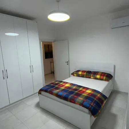 Apartment Enton2026